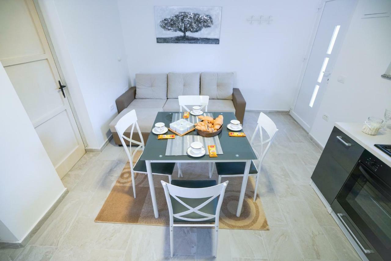 Roko Lägenhet Zadar Exteriör bild